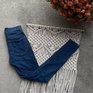 BDG Skinny Jeans Size 25